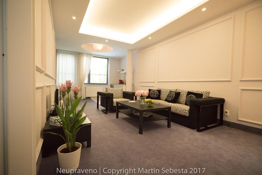 Apartments Almandine Prague Ngoại thất bức ảnh