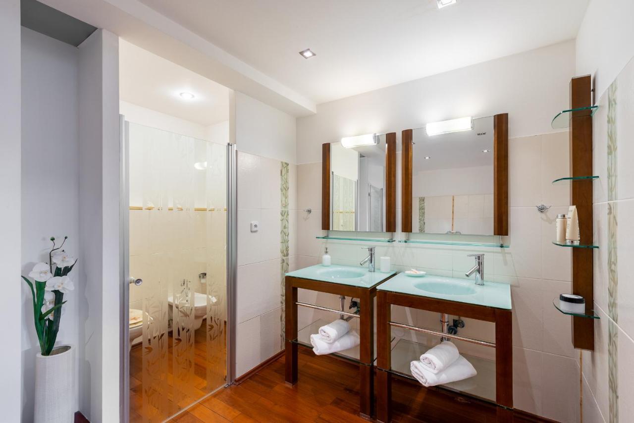 Apartments Almandine Prague Ngoại thất bức ảnh